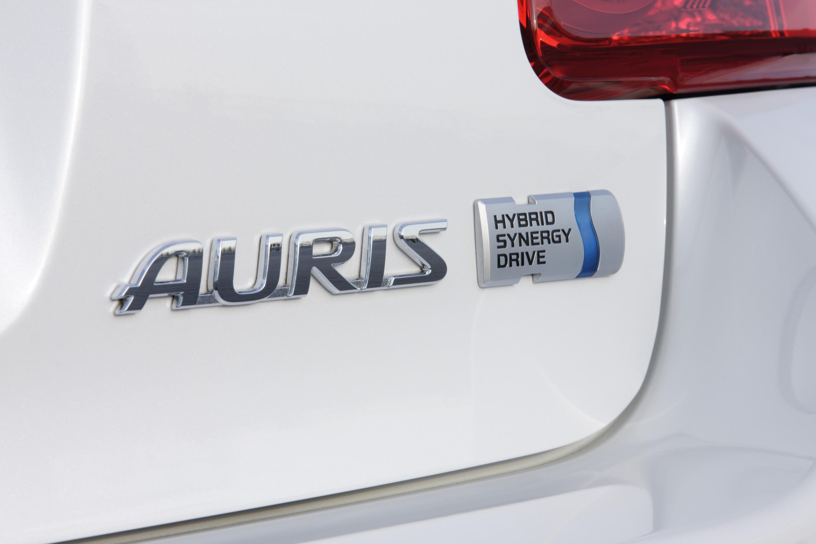 Auris hybrid clever, but will you money? - Wheel World