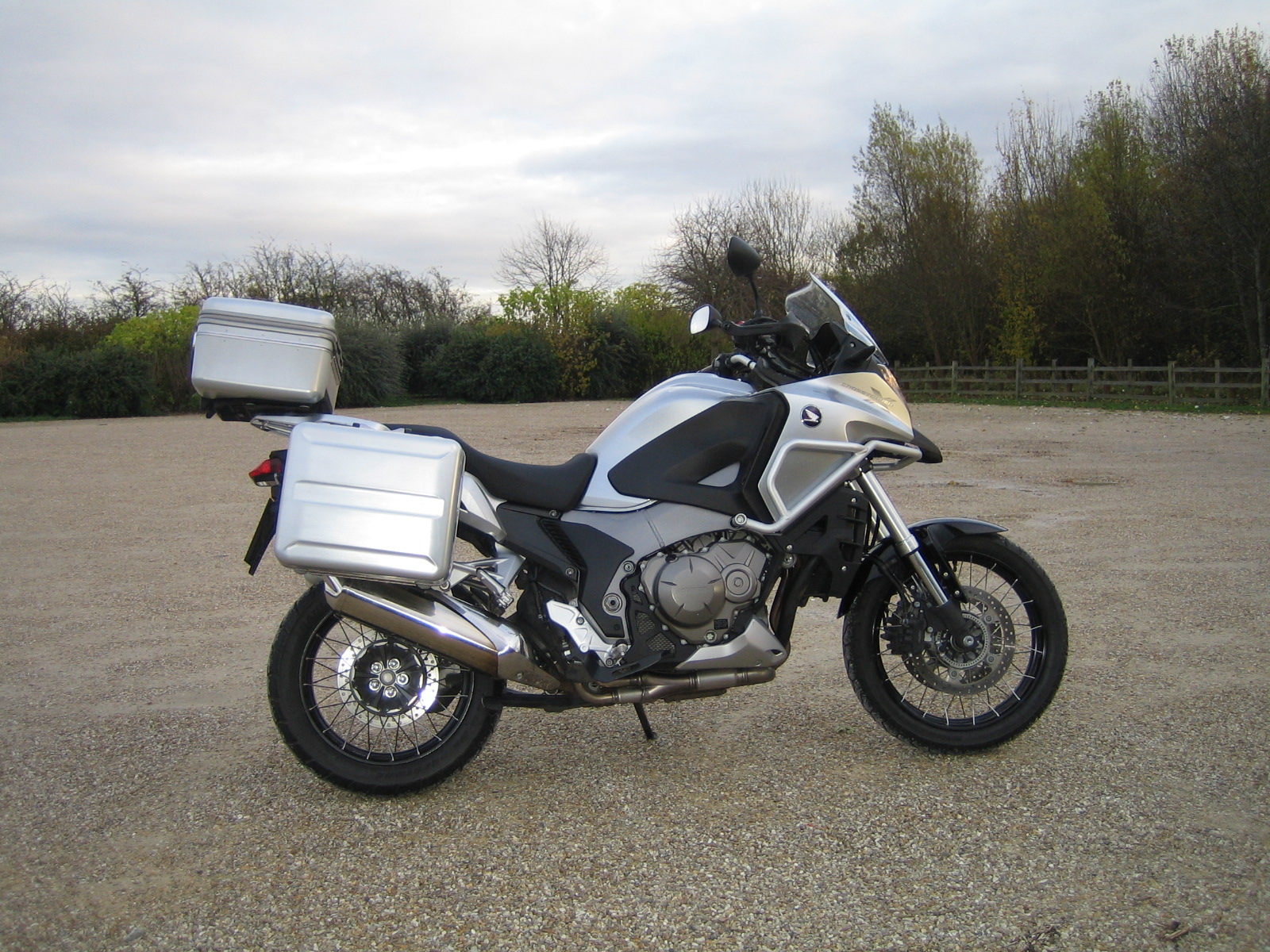 Honda v4 1200cc motorcycle #5