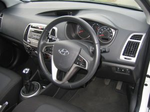 Hyundai i20 1.1 CRDi Active 5-door (12)