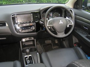 Mitsubishi Outlander 2.2 DI-D GX5 Auto