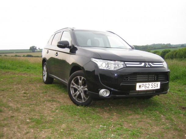 Mitsubishi Outlander 2.2 DI-D GX5 Auto