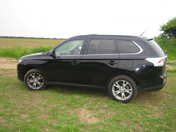 Mitsubishi Outlander 2.2 DI-D GX5 Auto