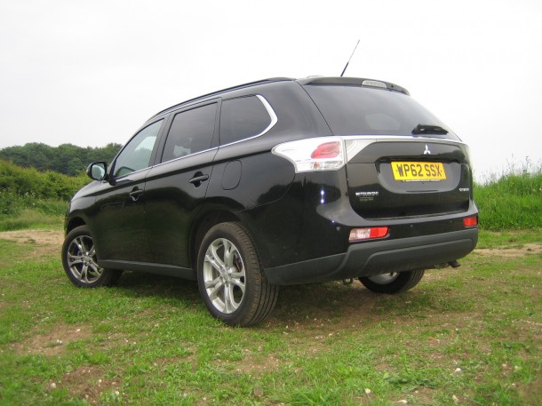 Mitsubishi Outlander 2.2 DI-D GX5 Auto