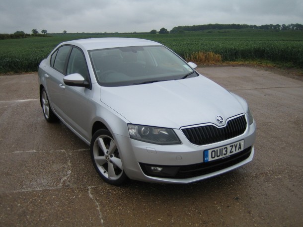 Skoda Octavia Elegance 1.6 TDI CR 105PS DPF road test report and review