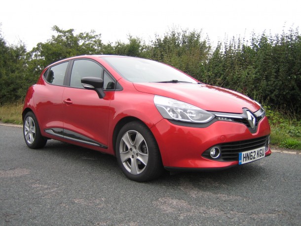 ROAD TEST REPORT AND REVIEW: Renault Clio Dynamique MediaNav dCi 90 S&S ECO - 